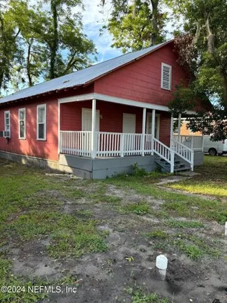 Rent this 5 bed house on 226 S Thompson St in Starke, Florida