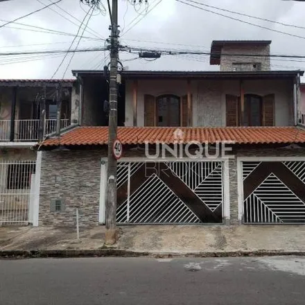 Buy this 4 bed house on Rua Groelândia in Jardim Marsola, Campo Limpo Paulista - SP