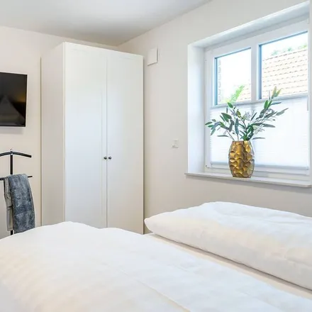 Rent this 1 bed apartment on Rathaus Gemeinde Krummhörn in Rathausstraße 1, 26736 Krummhörn