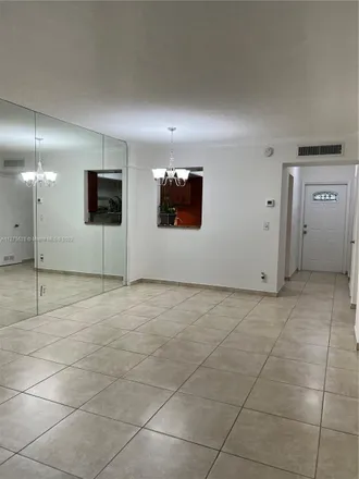 Image 4 - East Hallandale Beach Boulevard @ Southeast 8th Avenue, East Hallandale Beach Boulevard, Golden Isles, Hallandale Beach, FL 33009, USA - Condo for sale