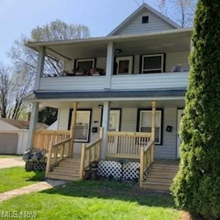 Image 3 - 23 West Street, Berea, OH 44017, USA - Duplex for sale