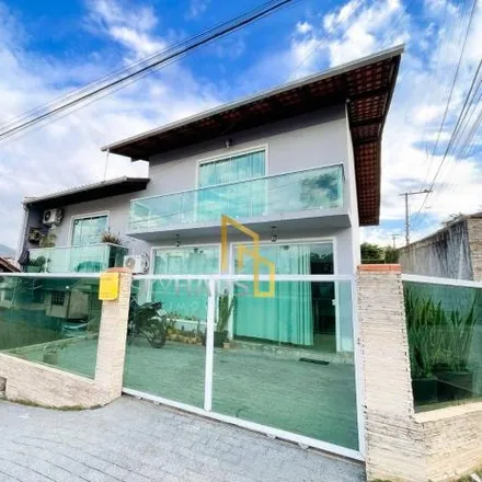 Buy this 3 bed house on Rua Voluntário Christiano Mueller in Água Verde, Blumenau - SC