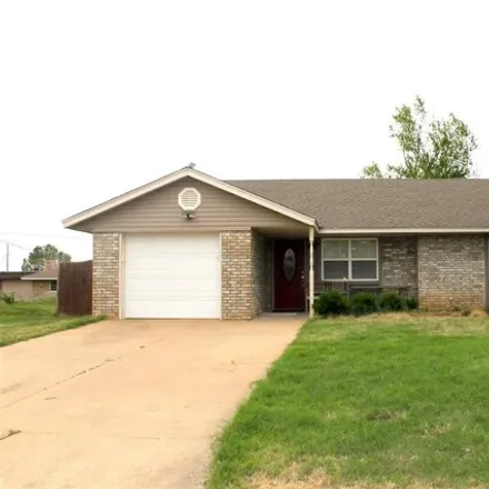 Buy this 3 bed house on 1603 North Hartford Street in Stillwater, OK 74075