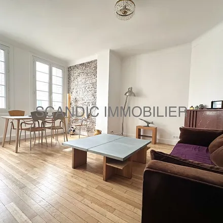 Image 2 - 140 Boulevard de Grenelle, 75015 Paris, France - Apartment for rent