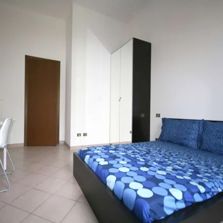 Rent this 4 bed room on Via Giacomo Pinaroli in 3, 20135 Milan MI