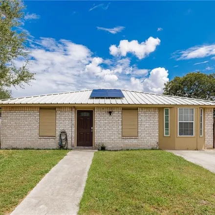 Buy this 3 bed house on 2831 Tuscarora Drive in Corpus Christi, TX 78410