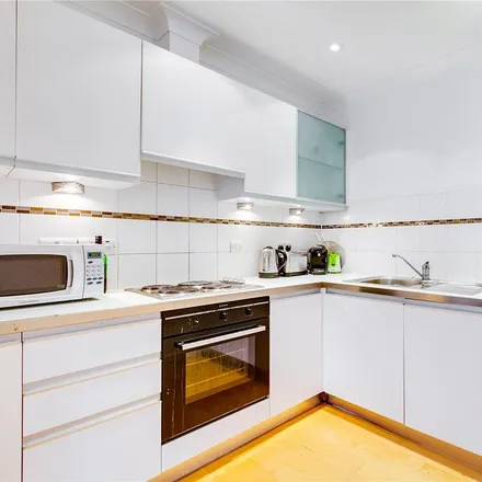 Image 3 - 9 Harberson Road, London, SW12 9QW, United Kingdom - Apartment for rent