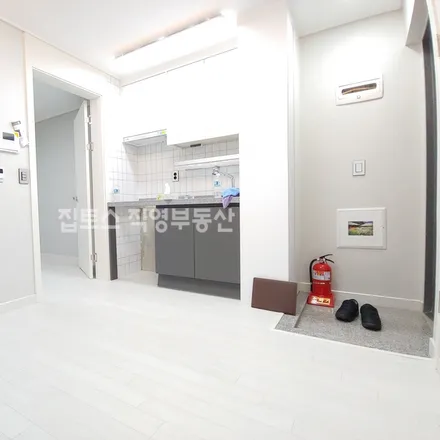 Rent this 1 bed apartment on 서울특별시 광진구 중곡동 18-109