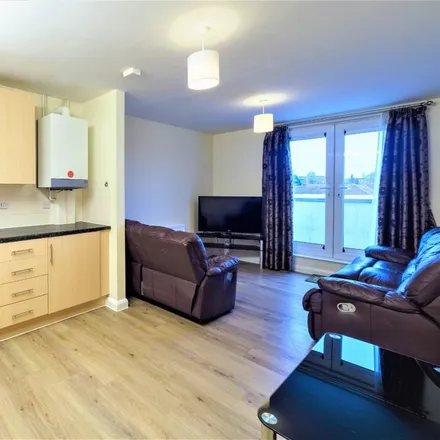 Rent this 2 bed apartment on 44-53 Royal Court in Holywell, WD18 7JP