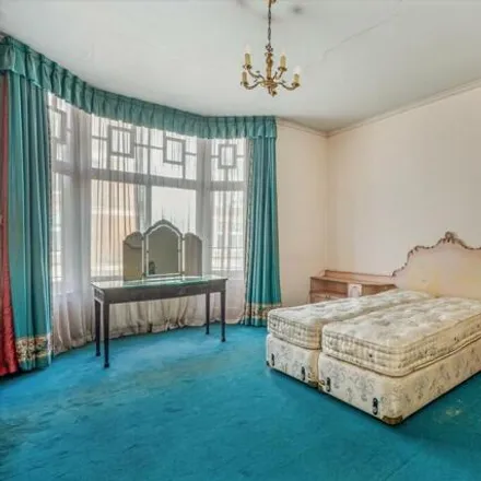 Image 3 - Bickenhall Mansions, Bickenhall Street, London, W1U 6RU, United Kingdom - Apartment for sale