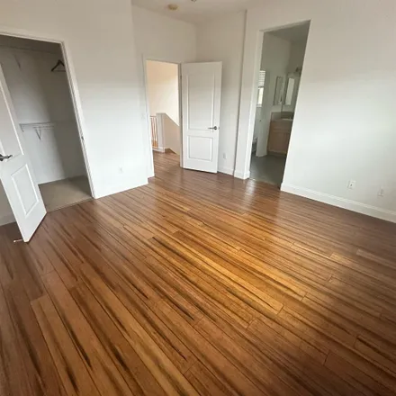 Rent this 1 bed townhouse on 3206 High Street in Oakland, CA 94615