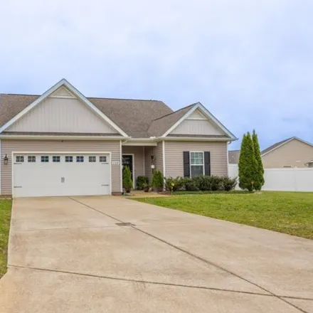 Buy this 3 bed house on 198 Rio Grande Drive in Shelbyville, TN 37160