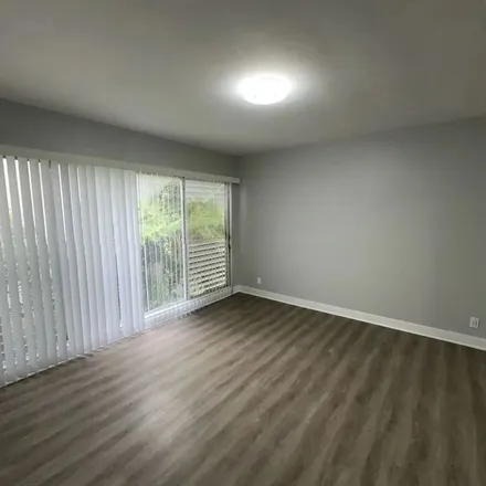 Image 3 - 1140 South Holt Avenue, Los Angeles, CA 90035, USA - Apartment for rent