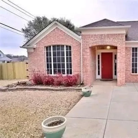 Image 2 - 7901 Old Hickory Dr, North Richland Hills, Texas, 76182 - House for sale