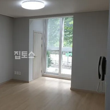 Rent this studio apartment on 서울특별시 강남구 개포동 1164-19