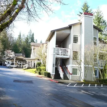 Buy this 1 bed condo on Southeast Newport Way in Issaquah, WA 98129