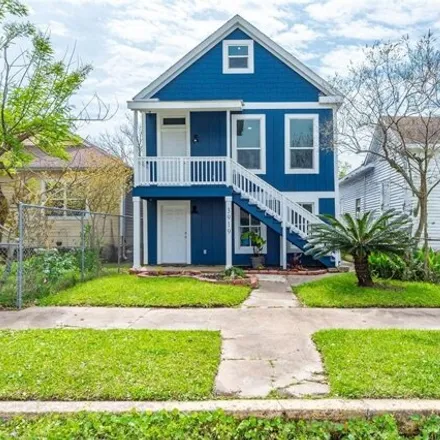 Buy this 4 bed house on Ursuline Street - Avenue N in Galveston, TX 77551
