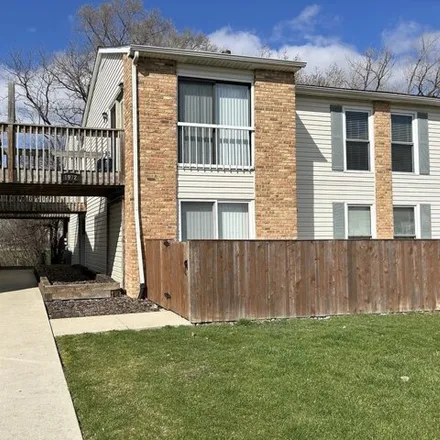 Buy this 2 bed condo on Hilldale Golf Club in 1625 Ardwick Drive, Hoffman Estates