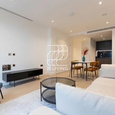 Rent this 1 bed apartment on London Central Mail Centre in Farringdon Road, London
