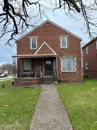 Buy this 4 bed house on 804 East 237th Street in Euclid, OH 44123