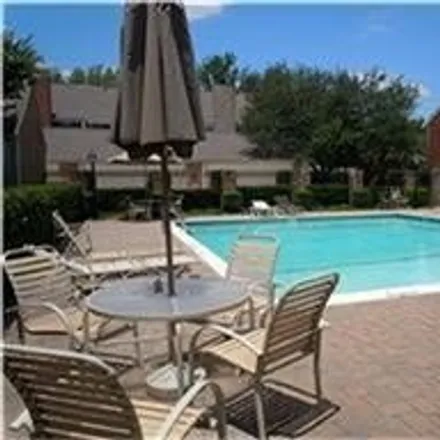 Image 7 - 848 Augusta Drive, Houston, TX 77057, USA - House for rent