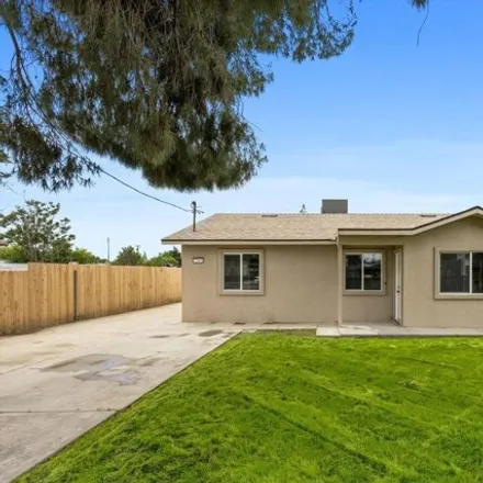 Buy this 3 bed house on South Eye Street in Kern County, CA 93304