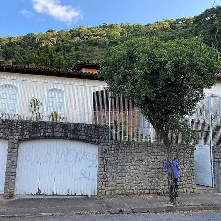Buy this 3 bed house on Rua da Laguna in Jardim Glória, Juiz de Fora - MG