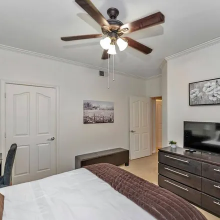 Rent this 1 bed condo on Phoenix