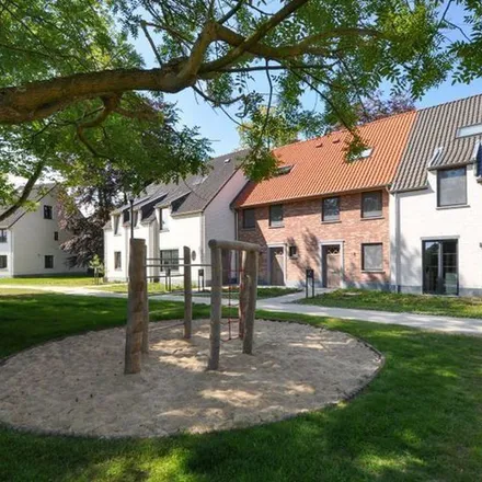 Rent this 4 bed apartment on Jeanine Behaeghelstraat 8 in 8000 Bruges, Belgium
