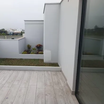 Buy this studio apartment on Jirón Pajatén 179 in Santiago de Surco, Lima Metropolitan Area 15038