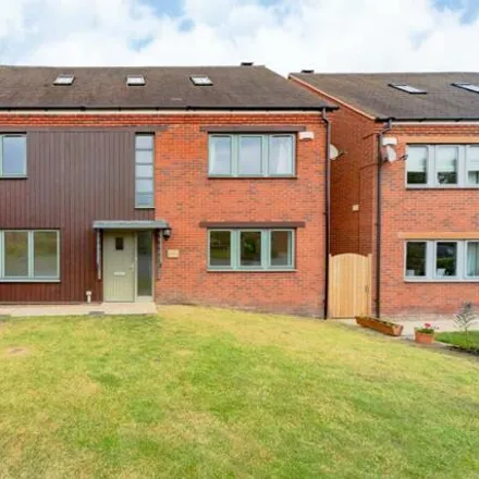 Buy this 5 bed house on Green Farm Court in Anstey, LE7 7RY