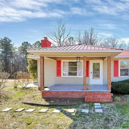 Buy this 3 bed house on 512 Chesterfield Road in South Wadesboro, Wadesboro