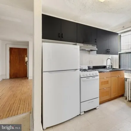 Rent this 1 bed apartment on 916 Pine Street in Philadelphia, PA 19109