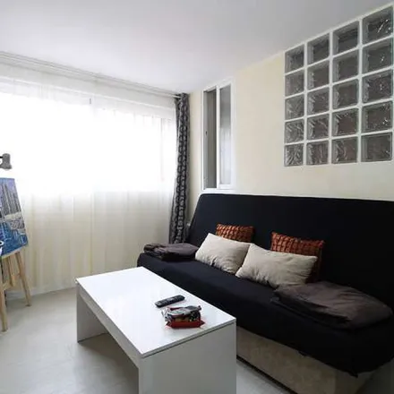 Rent this 3 bed apartment on Madrid in Calle Cordobanes, 28037 Madrid