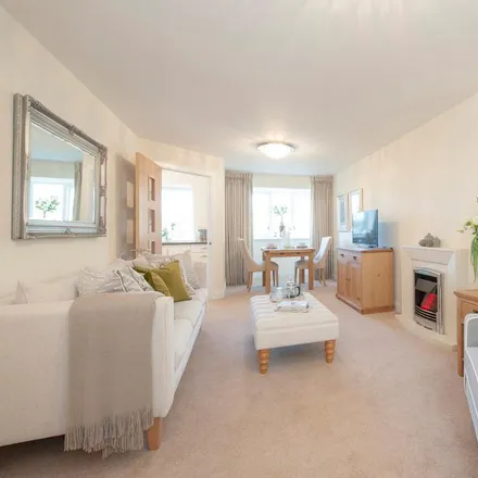 Image 3 - 45 Pitman Court, Bath, BA1 8BE, United Kingdom - Apartment for rent