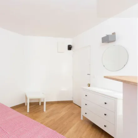 Image 4 - 17 Rue Montalivet, 75008 Paris, France - Apartment for rent
