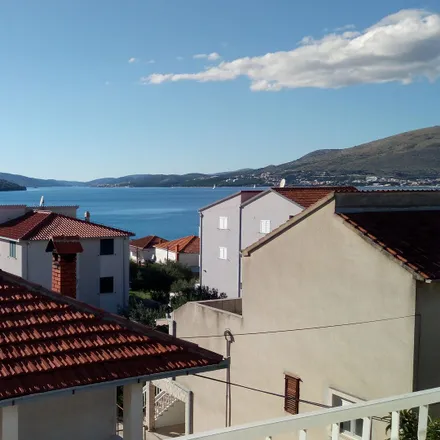 Rent this 3 bed apartment on Liveja II 14  Okrug Gornji 21223