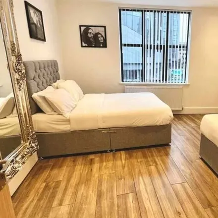 Rent this 3 bed apartment on Liverpool in L3 8HR, United Kingdom