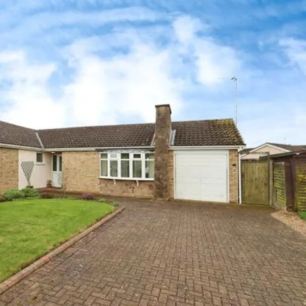 Buy this 3 bed house on Kinder Avenue in Windermere Avenue, North Hykeham