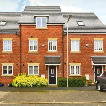 Buy this 4 bed townhouse on Hornbeam Close in Hazel Grove, SK2 7QS
