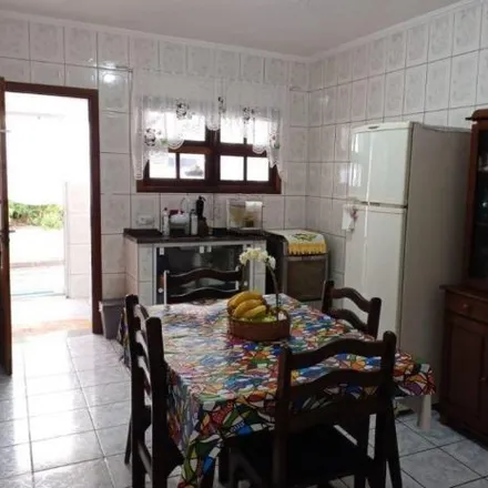 Buy this 3 bed house on Rua Artur Sabóia in Boa Vista Paulista, Suzano - SP
