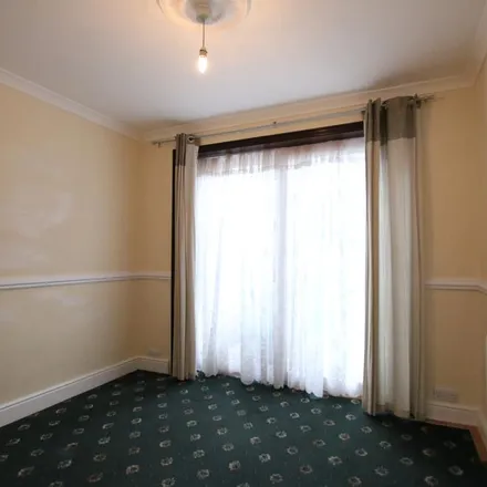 Image 5 - 105 Booth Road, Grahame Park, London, NW9 5JR, United Kingdom - Duplex for rent