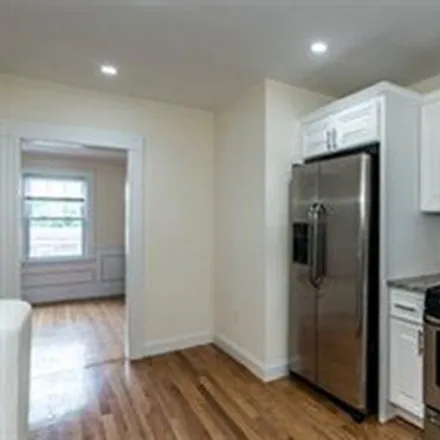 Image 2 - 51 Leamington Road, Boston, MA 02135, USA - Apartment for rent