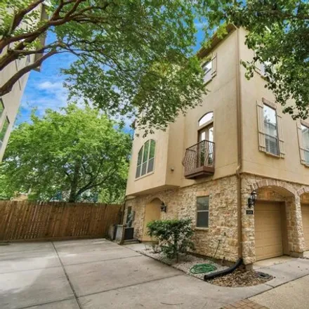 Buy this 3 bed house on 536 Bomar Street in Houston, TX 77006