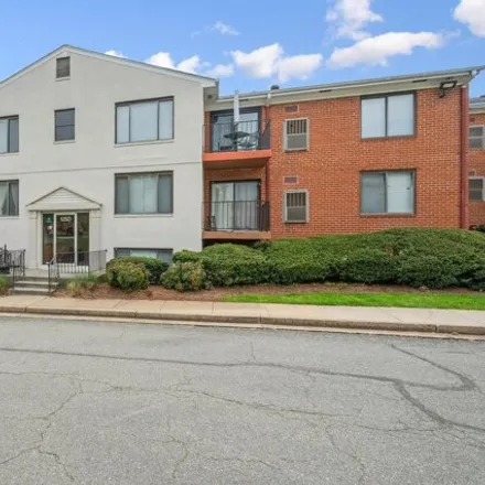 Rent this 2 bed apartment on Clubhouse Drive Southwest in Leesburg, VA 20175