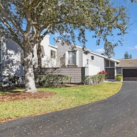 Buy this 3 bed house on 5163 Cypress Creek Drive in Orlando, FL 32811
