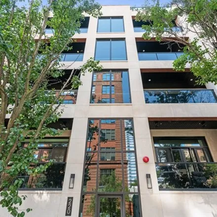 Buy this 3 bed condo on West Loop Collection in 240 South Green Street, Chicago