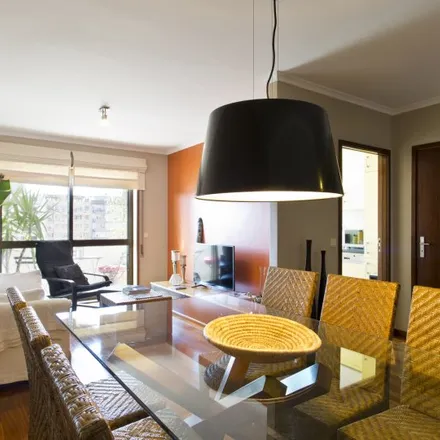 Rent this 2 bed apartment on Edifício João das Regras in Rua de João das Regras, 4000-291 Porto