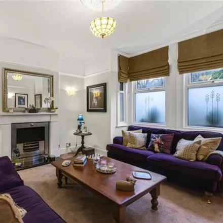 Image 4 - Southlands Road, Chatterton Village, London, BR2 9RD, United Kingdom - Duplex for sale