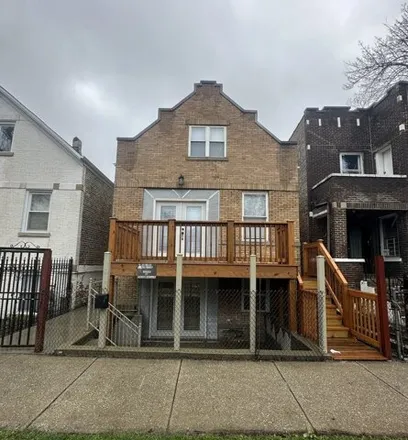 Rent this 5 bed condo on 3002 South Homan Avenue in Chicago, IL 60623